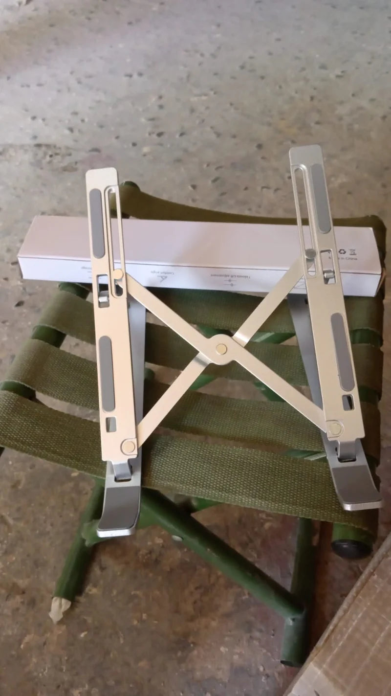 Metal Portable Laptop Stand, with 7 Adjustable Angles